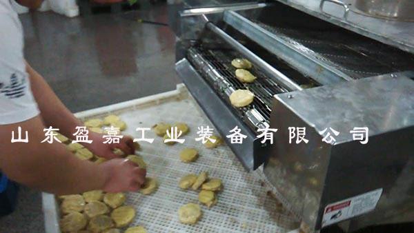 變頻調(diào)速型藕盒茄盒辣椒盒油炸流水線